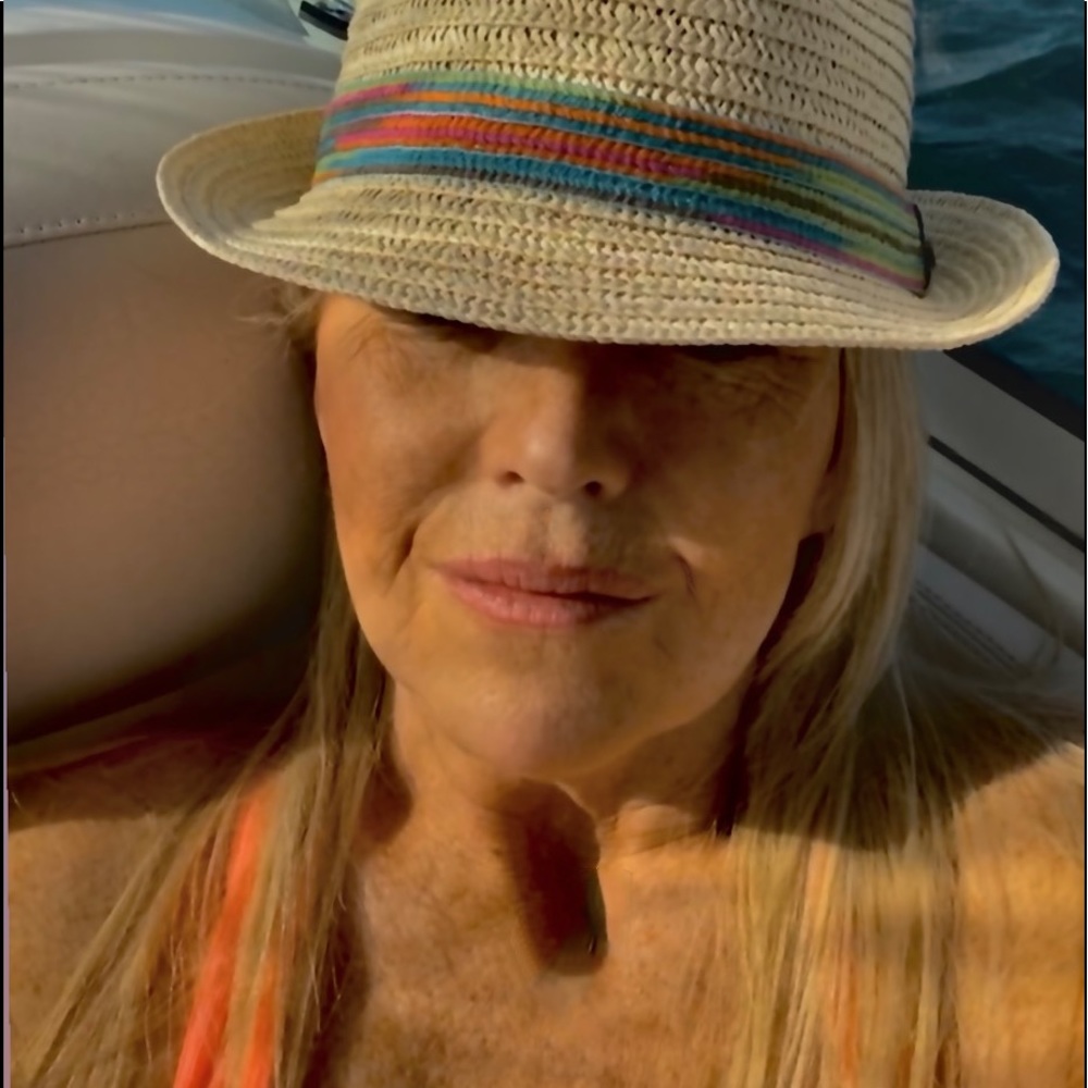 Meet your Posher, Rachel